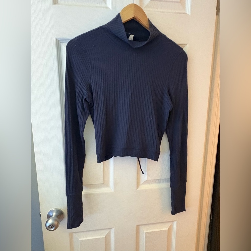 Free People NWOT movement deep navy mock neck open back xs top long sleeve